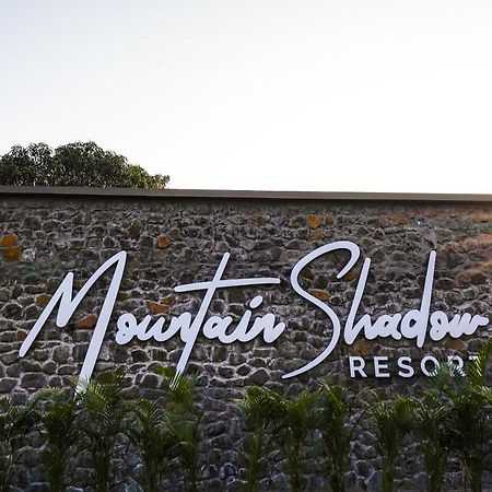Mountain Shadow Resort 이가트푸리 외부 사진