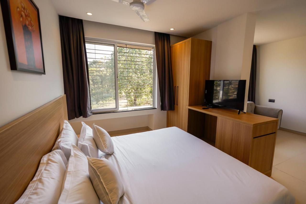 Mountain Shadow Resort 이가트푸리 외부 사진